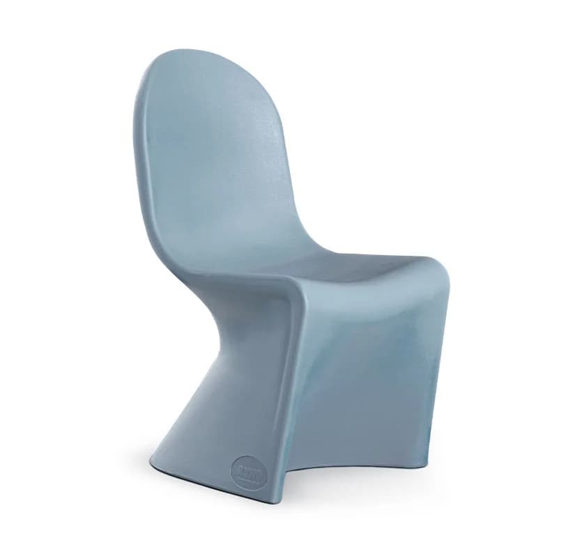 Barnestol i fargen Dusty Blue