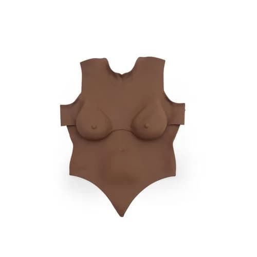 Atlas Female Chest add-on, Dark Skin, i bruk
